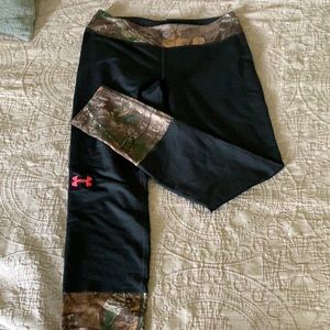 Camo trim leggings